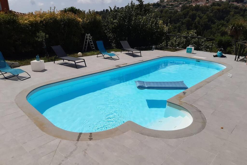 Appartement 3 Pieces Dans Villa Individuelle Falicon Exterior photo