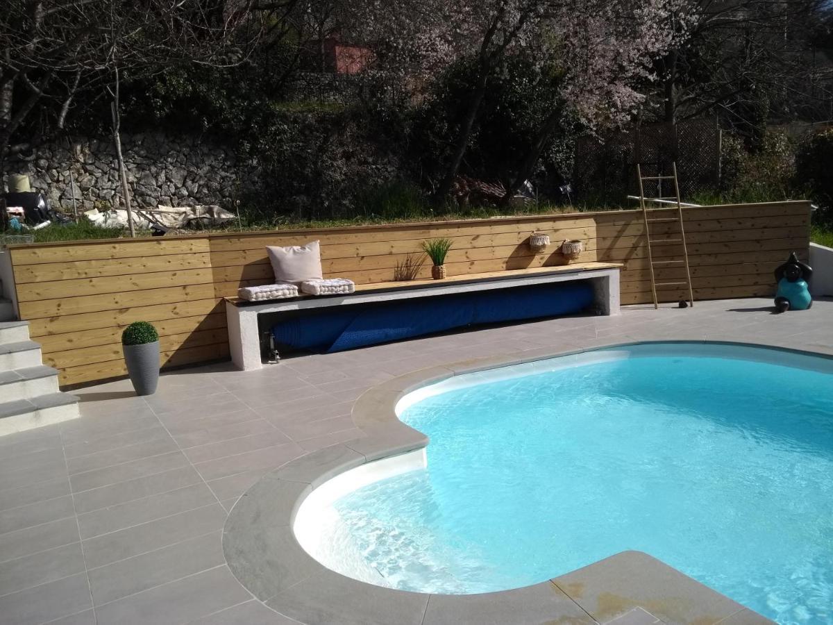 Appartement 3 Pieces Dans Villa Individuelle Falicon Exterior photo